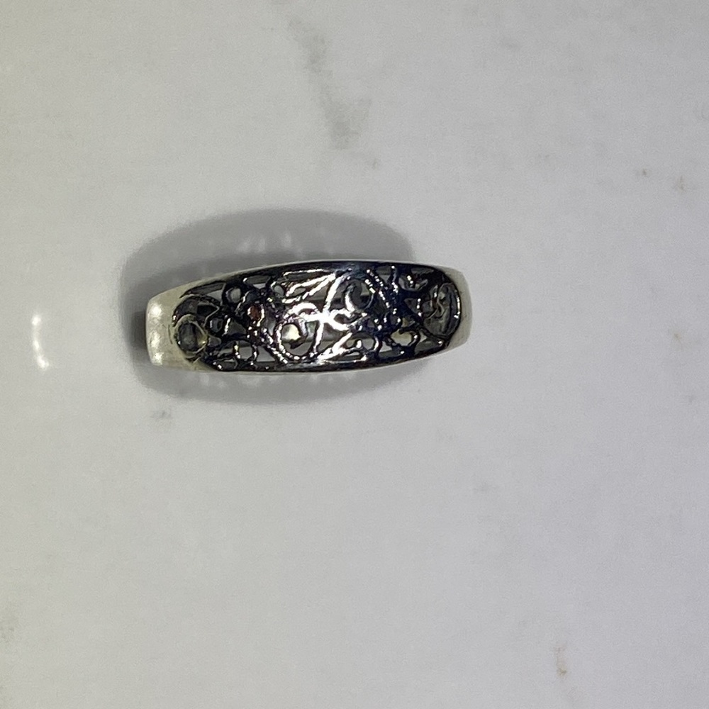 Sterling silver filigree ringโ size 6.75